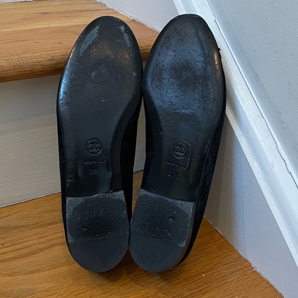 CHANEL Wn's Size 37.5 Ballerina Flats Dark Grey Brushed Suede Retail $595.00 - Picture 8 of 10